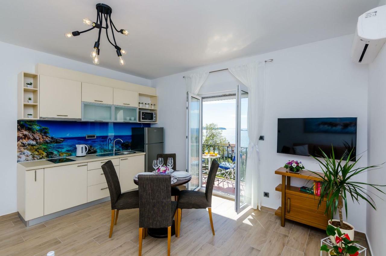 מליני Apartments Knego מראה חיצוני תמונה